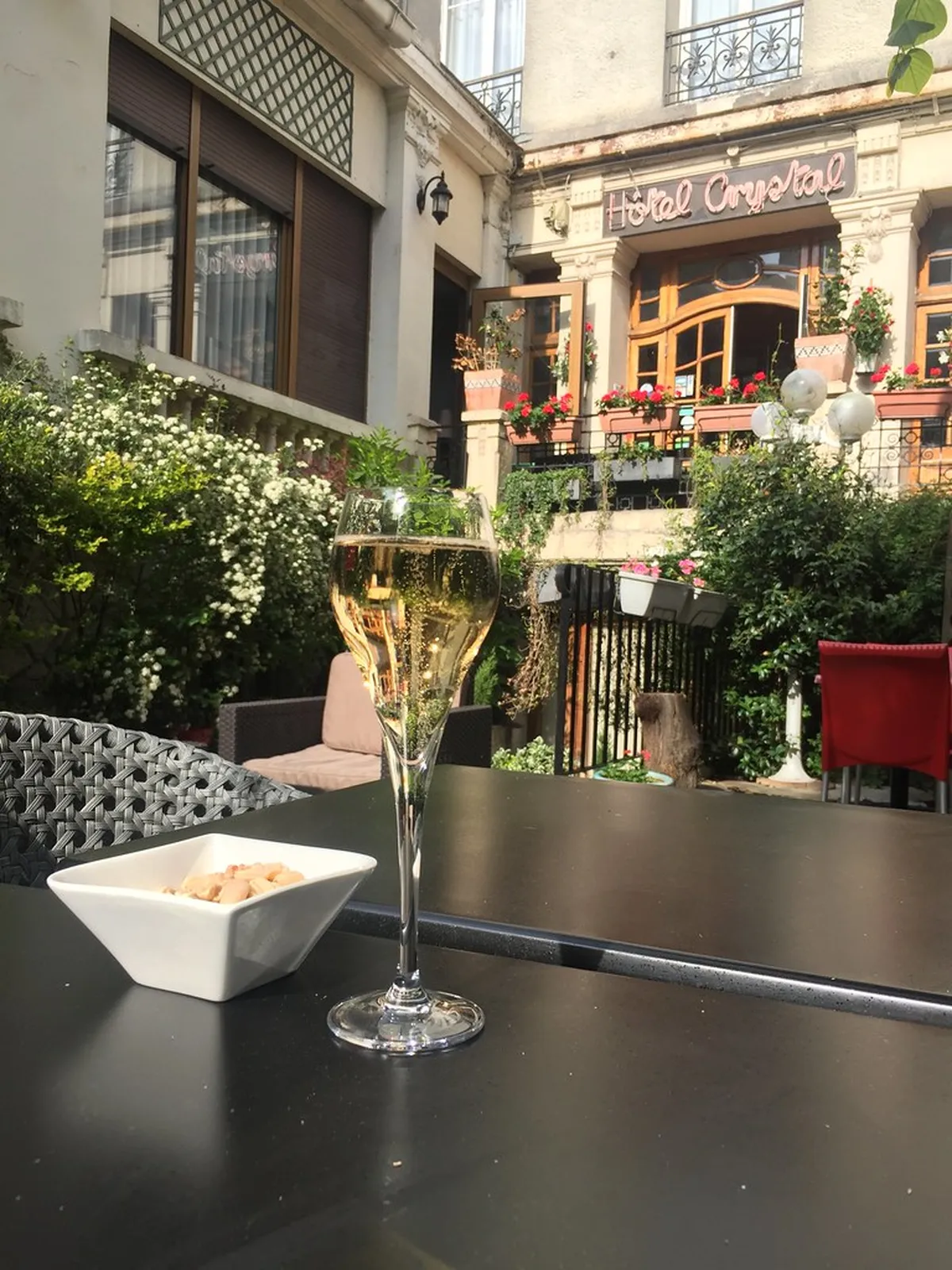 Where to Stay Reims: Best Hotels & Neighborhoods for 2025